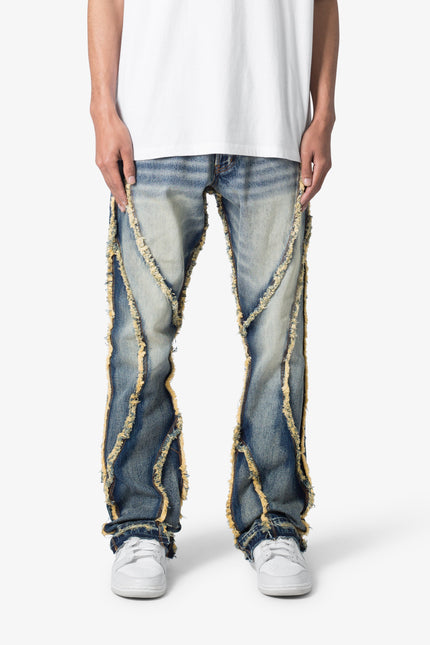 B638 Denim déchiré à effet évasé éthéré - Bleu moyen