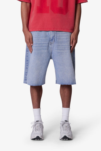 Short en jean ample et coupé - Bleu clair