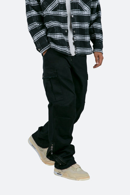 Pantalon cargo en denim noir à fermeture éclair